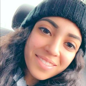 Meet your Posher, Nadia